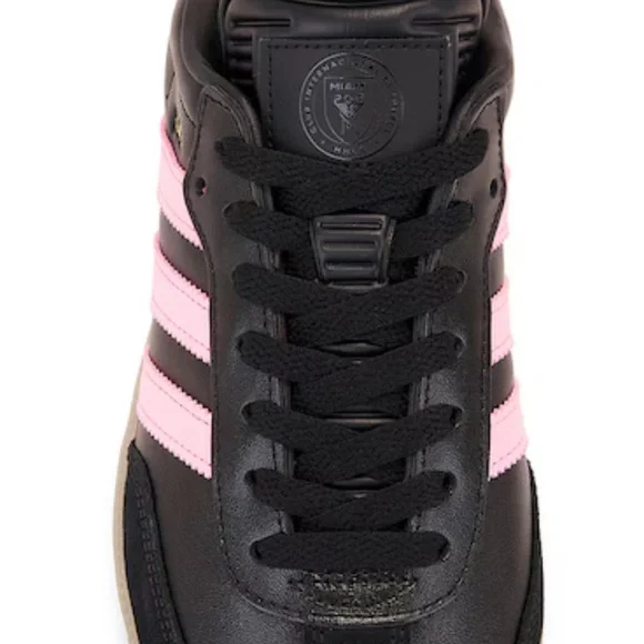Adidas Unisex Black and Pink Samba Messi JP7845 - Picture 8 of 9